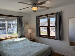4 bedrooms, internet - 3 Bedroom house in Camp Ellis (Saco)