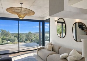Living area - Villa Alquimia | Sea View, Walking Beach & Heated Pool (Zonza)