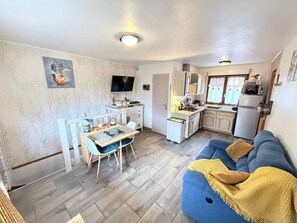 Living area - Charming 3-room apartment in the hills above Gérardmer (Gérardmer)