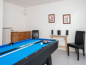 House | Interior - Ringkobing Townhouse With Spa & Activity Room (Ringkobing)