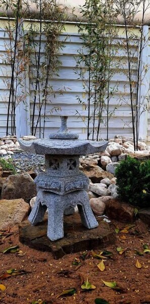 Gambar tidak terklasifikasi, 4 dari 10, tombol