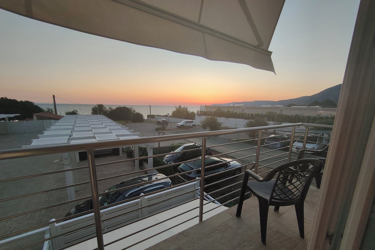 Condo, Kitchen, Sea View | Free WiFi, bed sheets