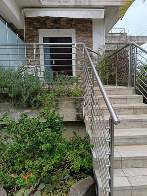 Appart'hôtel, cuisine, vue mer