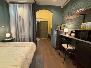 Unclassified image, 2 of 13, button - Hansa Heritage home in Khao San (Krung Thep Maha Nakhon)