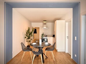 Superior Apartment, Balcony | Blackout drapes, soundproofing, iron/ironing board, free WiFi - M2Suites by BestChoice (Graz)