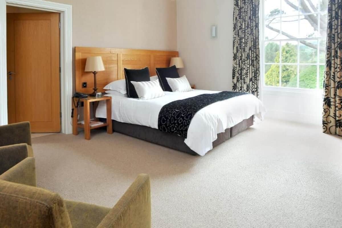 Deluxe Double Room, Garden View