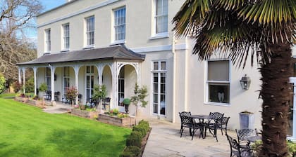 St Elizabeth's House