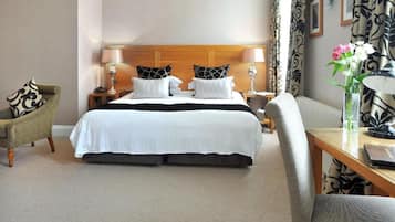 Deluxe Double Room, Garden View | In-room safe, desk, blackout curtains, iron/ironing board