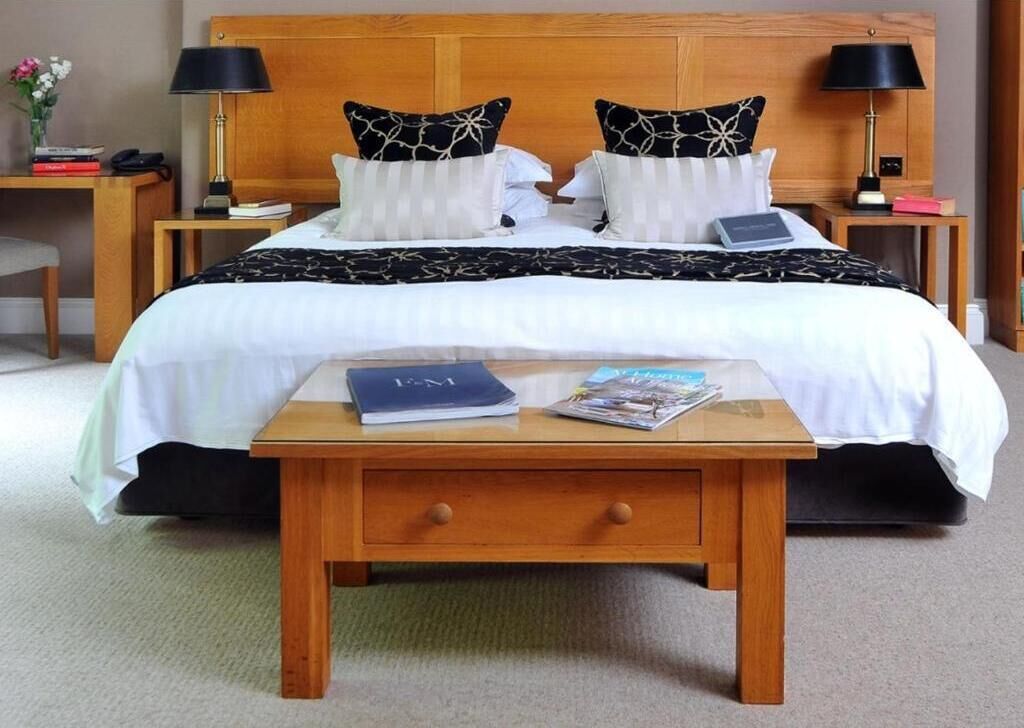 Phòng Suite Junior | Két bảo mật tại phòng, bàn, màn/rèm cản sáng, bàn ủi/dụng cụ ủi quần áo 