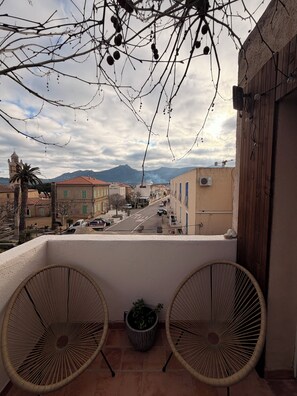 Property grounds - Apartment in the heart of Algajola village with sea view (Algajola)