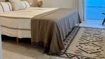 Apartment | 3 bedrooms, iron/ironing board