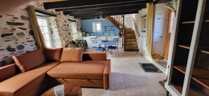 TV, books - authentic traditional Breton Penty (Tréflévénez)