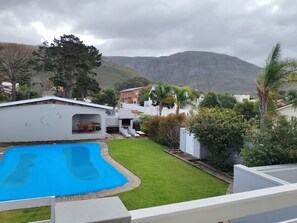 Unclassified image, 3 of 15, button - Marvelous 6-bedroom bed & breakfast in welcoming Kleinmond (Kleinmond)