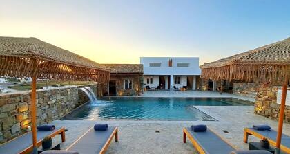 Mykonos Dot - Art Homes