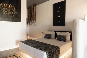 Premium Condo, 1 Bedroom, Pool View | Soundproofing, free WiFi