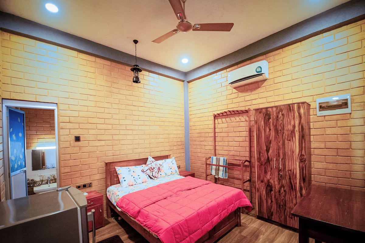 Deluxe Double Room, 1 King Bed, Mountain View, Mountainside