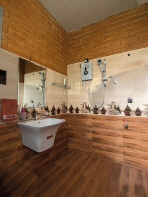 Unclassified image, 3 of 34, button - Rocksana Fortress Yoga & Retreat (Mawanella)