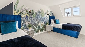 5 slaapkamers, een strijkplank/strijkijzer, gratis wifi
