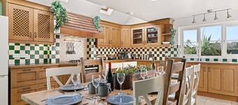 Tackley House - pet friendly near Oxford