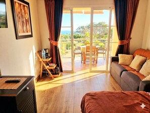 TV - APT GWACAM 4p VUE MER VILLAGE VAC STE ANNE LE HELLEUX (Sainte-Anne)