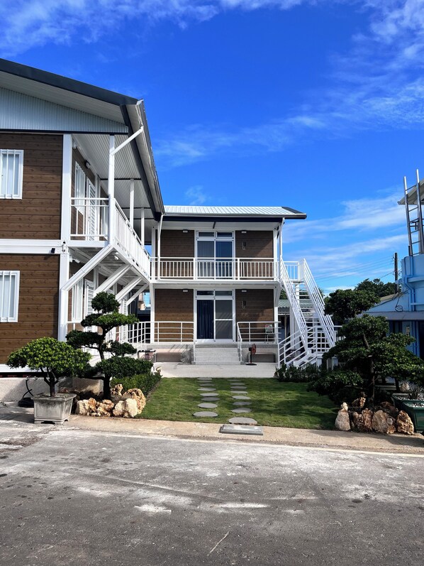 Unclassified image, 1 of 22, button - Overseas Ryukyu studies Homestay (Liuqiu)