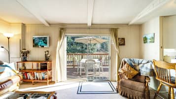 House (3 Bedrooms) | Front of property