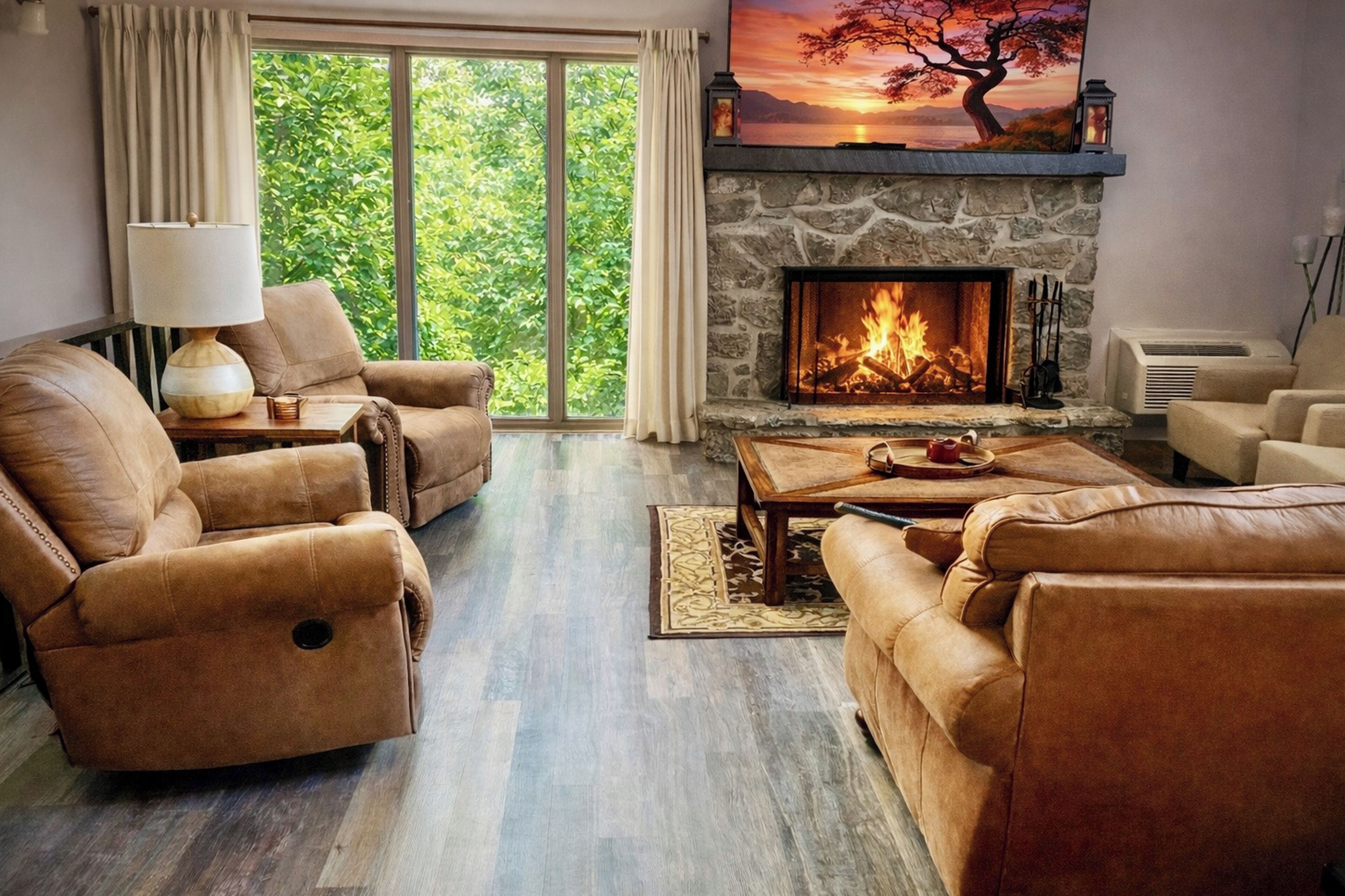 House (6 Bedrooms) | Interior