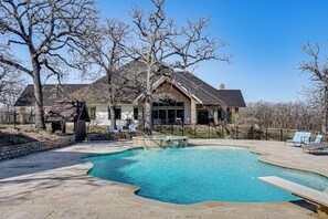 House (Multiple Bedrooms) | Front of property - 'post Oak Estate' w/ Pool & Spa on 16 Acres (Cleburne)