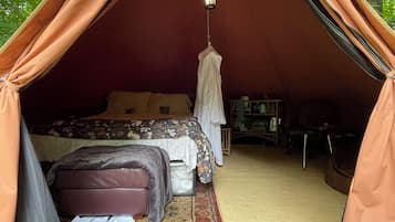 1 habitación, wifi y ropa de cama