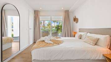 Apartment | 1 bedroom, iron/ironing board
