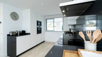 Apartamento | Cocina privada | Trona infantil