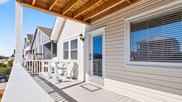 House, 3 Bedrooms | Outdoor dining