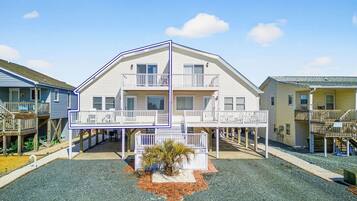 House, 3 Bedrooms | Exterior