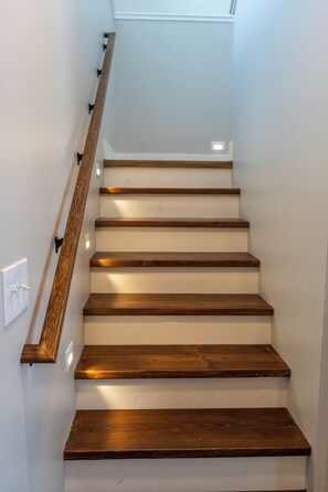 Interior - Lake Michigan Vacation Rental in Manistee - Private Beach, Hot Tub, Sleeps 14+ (Manistee)