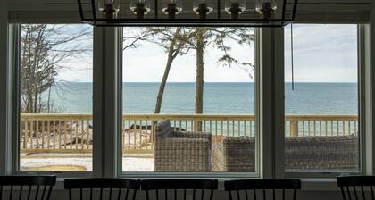 Lake Michigan Vacation Rental in Manistee - Private Beach, Hot Tub, Sleeps 14+