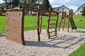 Children’s area - Experience the ultimate nature retreat at Chalupa U Jasanu in Czech Highlands. (Vílanec)