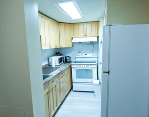 House, 2 Bedrooms, Accessible | Interior - Charming 2-bedroom House in Central Calgary (Calgary)