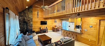 Soothing 3-bedroom house in quaint Conway perfect for relaxing stays