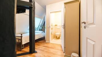 Standard Single Room, Garden View