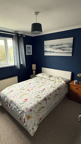 Room-"chic Modern Stay, Fresh and Relaxi