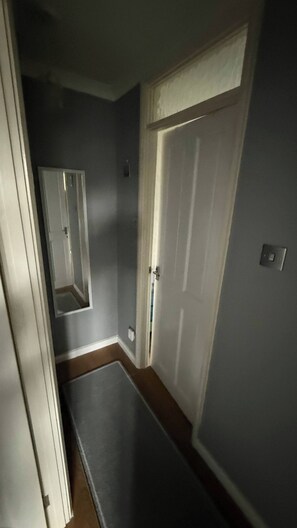 Asrama Umum, 1 kamar tidur