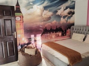 Apartment, 2 Bedrooms, Smoking, Balcony - Nile & Pyramid View Magical Sunrises, Historic Wonders (Cairo)