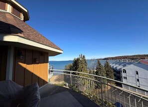Property grounds - TC Retreat | Beachfront, Heated Outdoor Pool,  Stunning Views (Traverse City)
