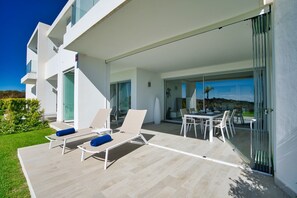 Apartment | Balcony - Crystal Lagoon Apartment Retreat (Casares)