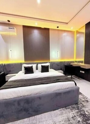 2 bedrooms, iron/ironing board, WiFi, bed sheets - UV Residence | 2 Bed Terraced House | 24/7 Power Supply (Lekki)