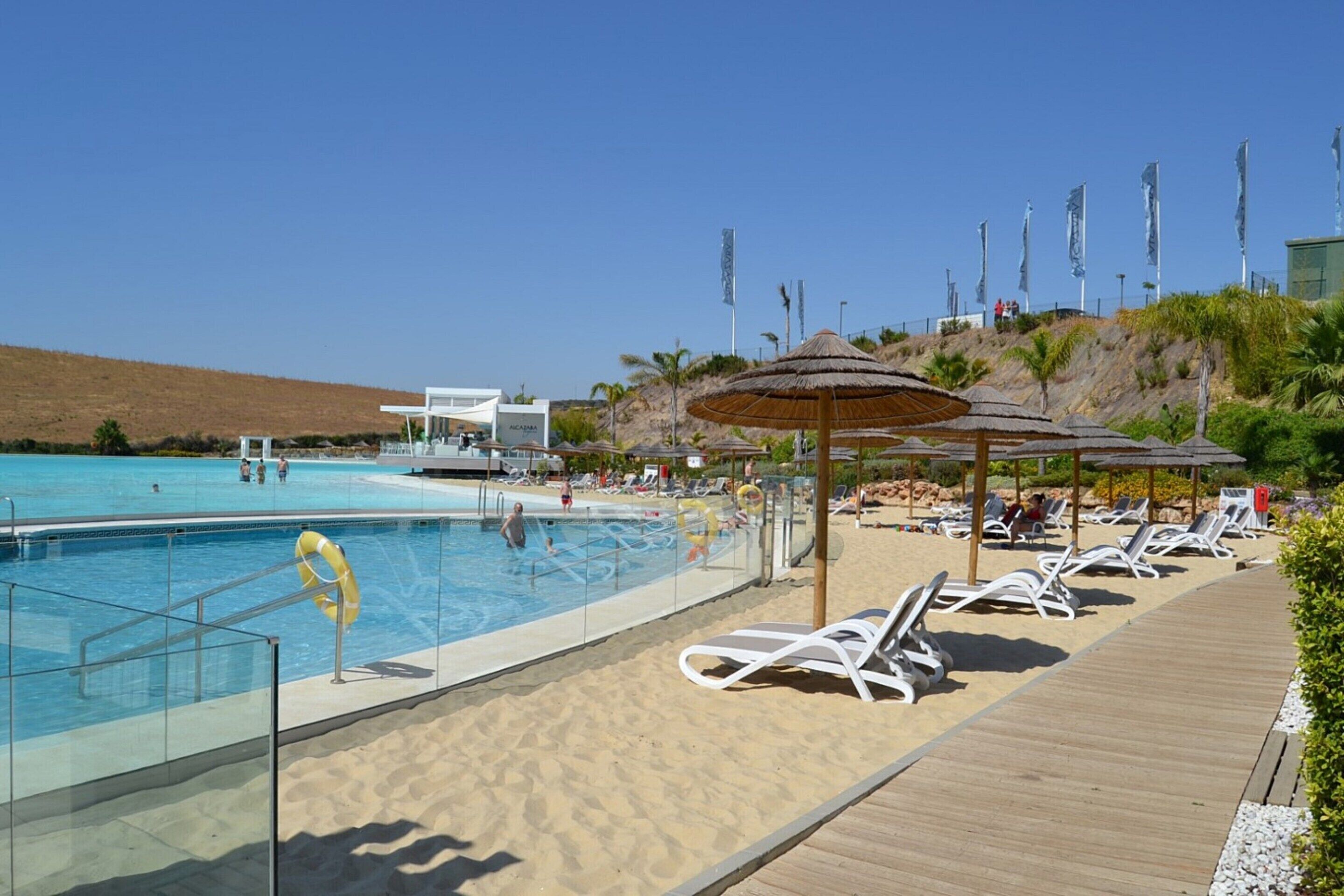 Apartamento | Piscina | Una piscina al aire libre