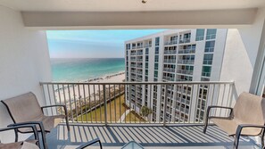 Property grounds - Breathing Views in ST 1105 w/Beach Service (Destin)