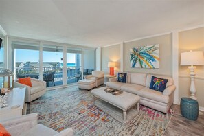 TV - Completely Remodeled + Gulf View ST 3042 (Destin)
