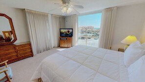 2 bedrooms, iron/ironing board, free WiFi, bed sheets - Gulf View + Great Rates ST 3053 w/Beach Service (Destin)