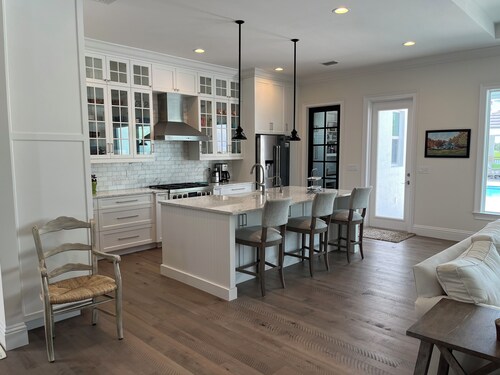 Beautiful 4-bedroom house with AC in welcoming Vero Beach